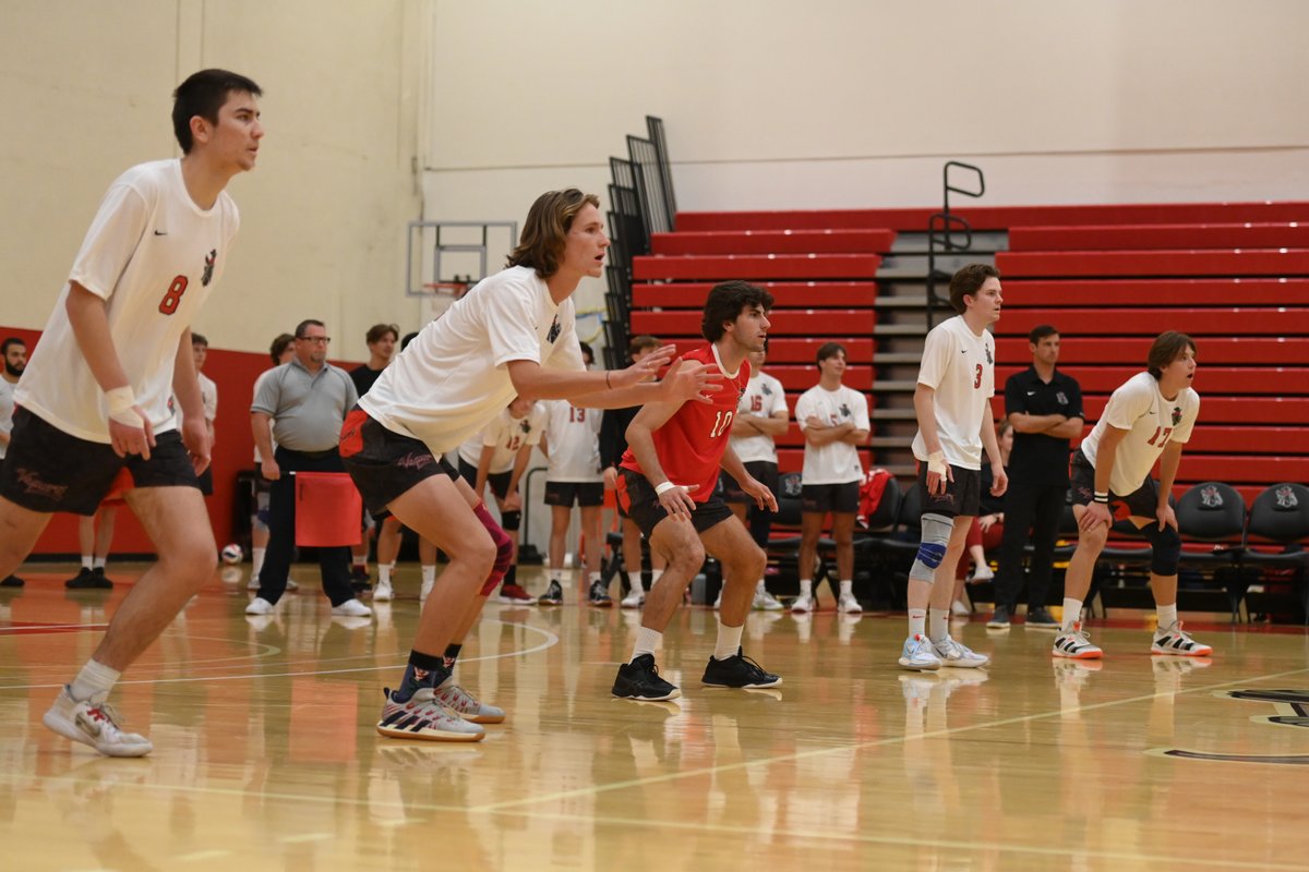 🏐 Vaqueros Earn Second Straight Road Sweep

SBCC improves to 6-4 behind a strong defensive effort at El Camino!

✍️RECAP: sbccvaqueros.com/x/kndc5