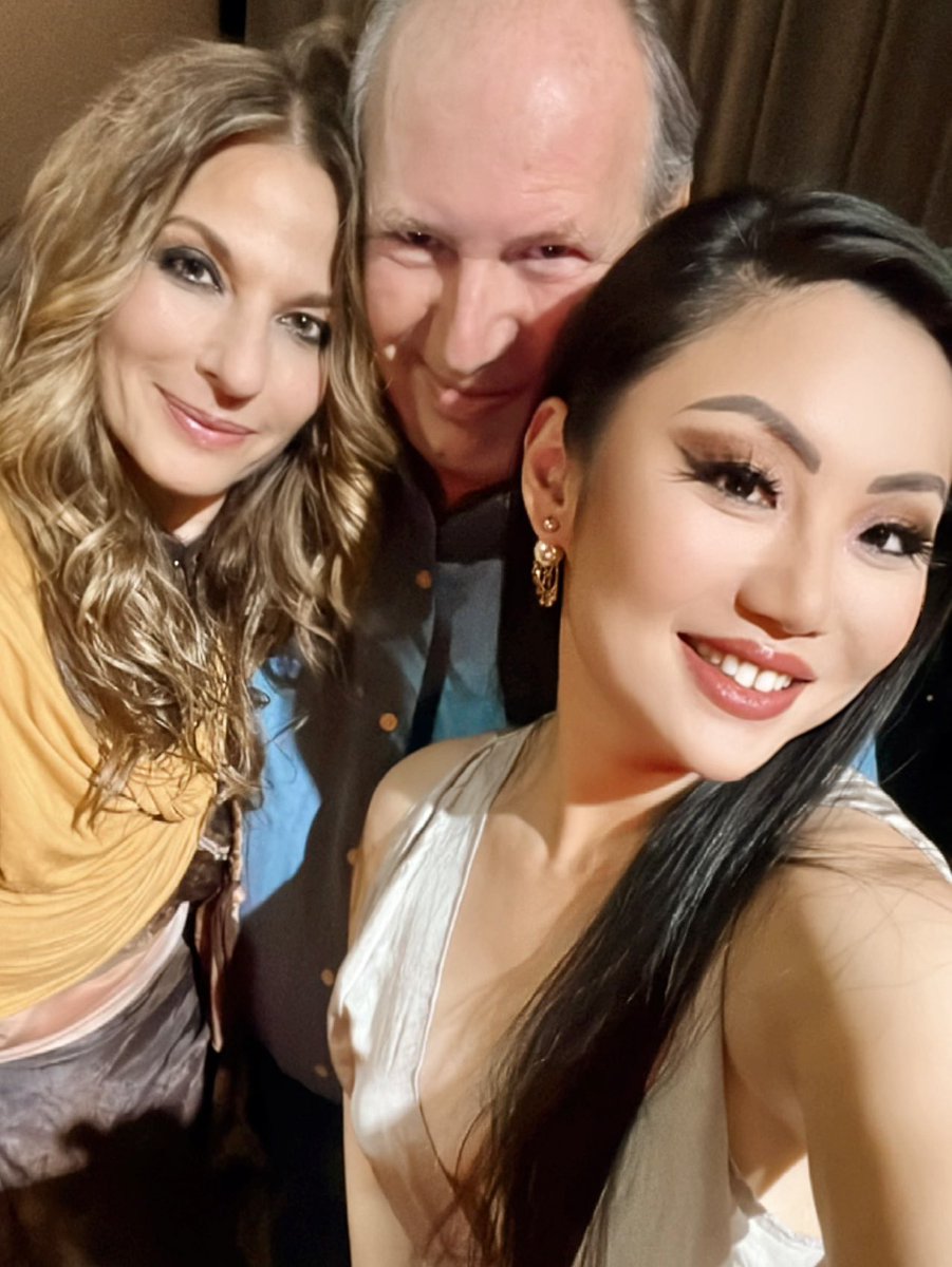 Tinaguo's tweet image. Throwback @dunemovie shenanigans w/ @HansZimmer &amp;amp; the gang!  Today I start recording #ElectricCello for #DUNE 2 😱💫 #Cello #HansZimmer