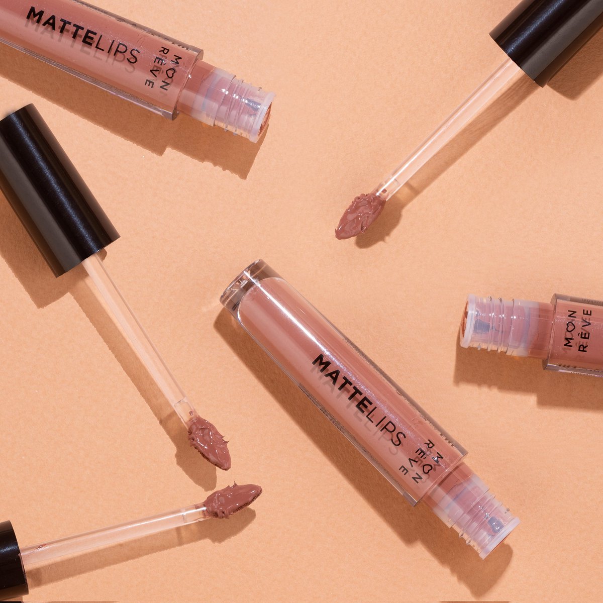Labial Matte Lips N° 02, hermoso tono nude, pincel de precisión  que abraza las curvas de tus labios para una aplicación fácil y definida.

#MonreveVenezuela 
#monreve 
#Venezuela🇻🇪
#LabialMatteLips 
#labialmatte💄 
#lips 
#Maquillaje
#Belleza
#mua 
#makeupartist 
#maquilladores