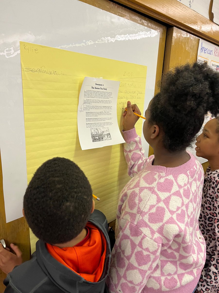 Mrs. Clarks 4th graders is studying a new EL Unit on the American Revolution. Her kids are becoming experts on different events that led up to the American Revolution to help build background knowledge. <a href="/JCPSKY/">JCPS</a> #aissuccess