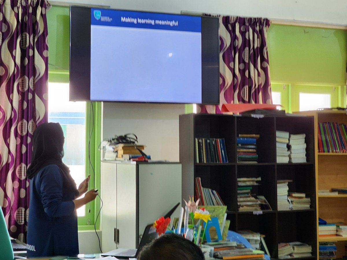 siskelaa's tweet photo. Today's PD session is on Project-based learning( PBL) https://t.co/NpKGRLfe8u