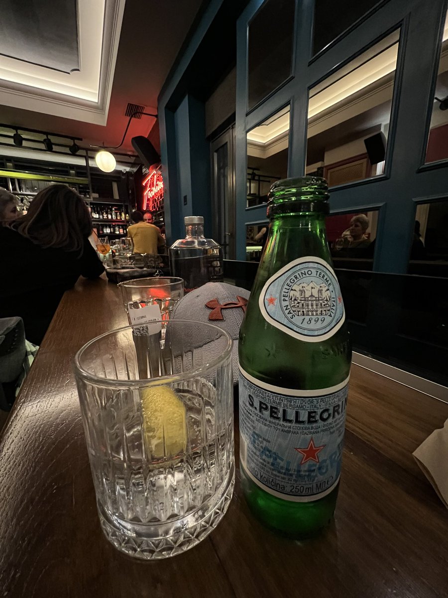 iliasTzanet's tweet photo. A Celebratory San Pellegrino tonight !bone #marrowaspiration ✅ #interthecalMtx ✅ an MRI & heart scan to go , in twenty days my #mrd assessment & #maintenanceTherapy can start . Its back to work normal life & freedom! #mycancerjourneyilias #fuckcancer https://t.co/cYrjl8Fb6O