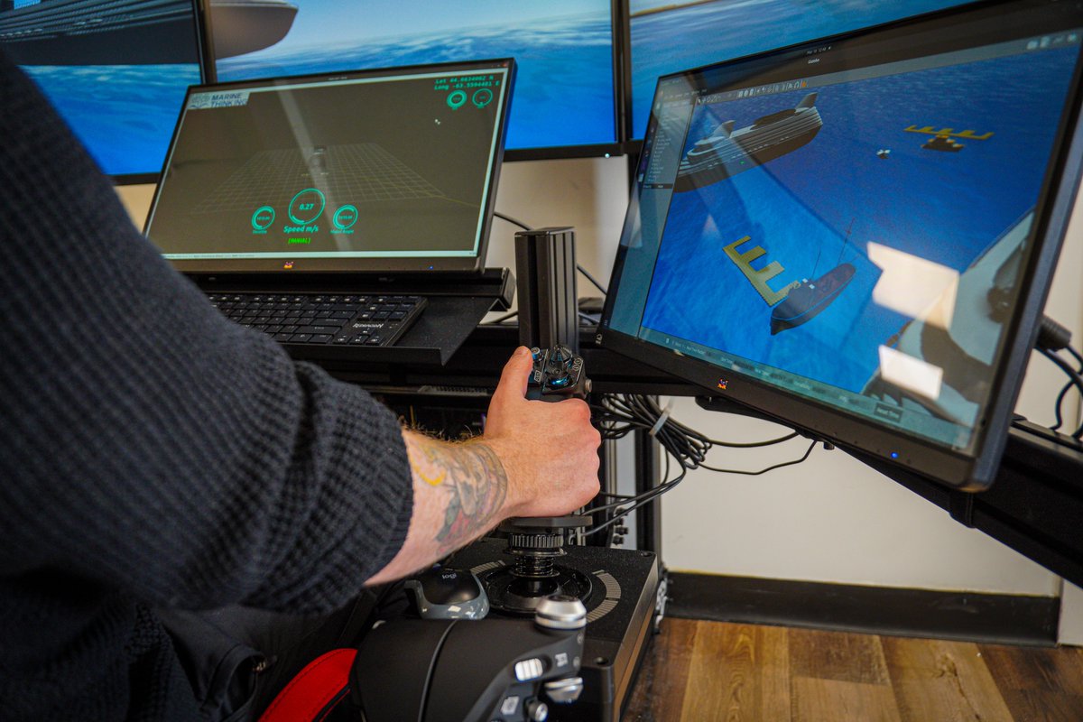 MarineThinking's tweet image. As MT nears completion of its #Autonomous #RHIB, here's a peek from the software side. 

This week, the AI team continues to run more simulations from our in-house control station — strengthening the RHIB's obstacle detection and avoidance features.