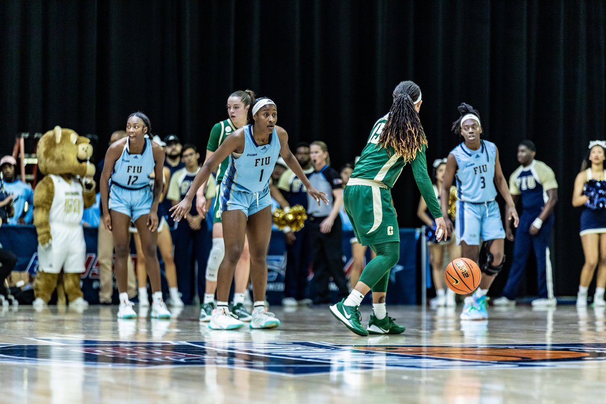 No. 1 <a href="/kaliah05/">Kaliah Henderson</a> is on fire entering the <a href="/PostseasonWBI/">WBI</a> recording a career high the last time the Panthers played 🔥 

- Leads FIU in scoring (15.7 PPG, 5th in Conference USA) 
- 9th in C-USA averaging 1.6 steals per game 
- Has scored double figures in 16 straight games

#PawsUp