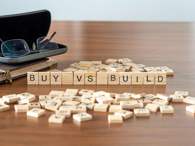 #onlinecourses: Build, buy, or both? QM’s <a href="/voelkerc/">Christine Voelker</a> shares some important factors to consider when it comes to this important decision for #schools &amp; #districts. 
mailchi.mp/qualitymatters… 
#elearning #k12education