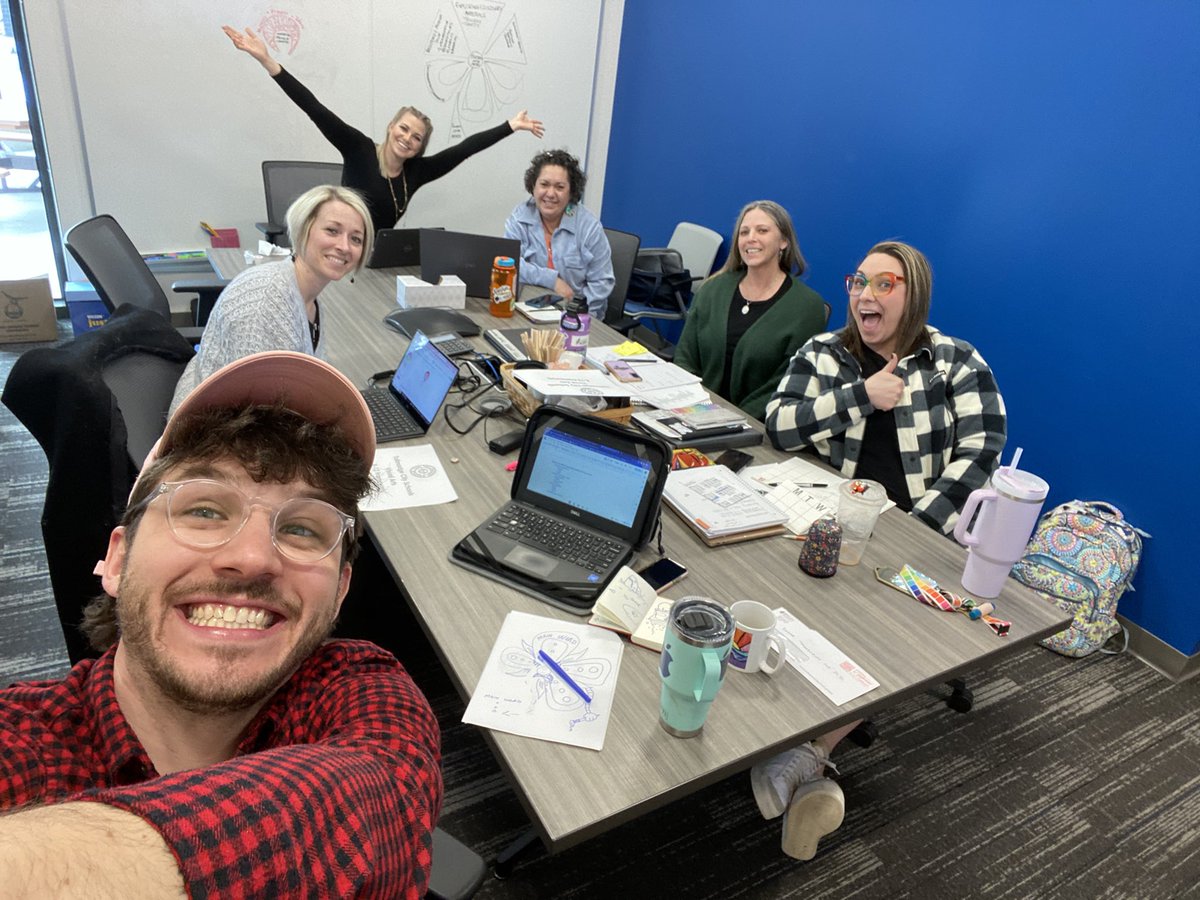 Enjoyed spending the afternoon with this awesome group of art educators, working on our Portrait of an Artist and our K-12 Visual Arts Framework. #TallmadgeCurriculum 💙💛