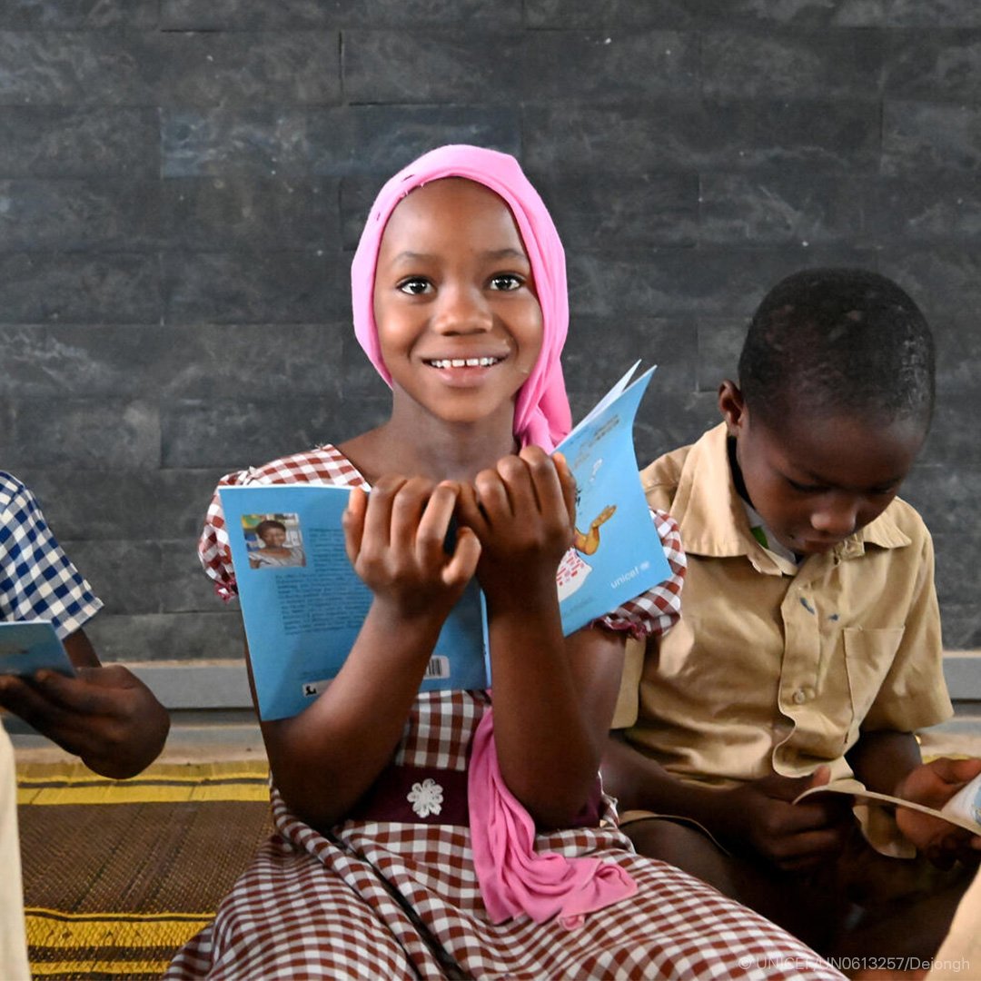 EduInCrisis's tweet photo. A child's chance of accessing his/her true potential diminishes when;
✅#Cleanwater
✅#Education
✅#Healthcare
✅#Nutrition
✅#Ptotection
✅#Caregivers

Is missing. Why is why their #Educationisincrisis https://t.co/ugzlLj8Ut0