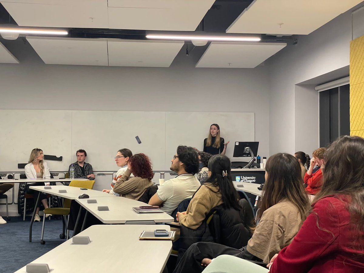 Melab member <a href="/MariaaCerezoo/">María</a> gave an excellent talk yesterday about her experience volunteering with <a href="/Handprints_GU/">HANDPRINTS - e-NABLE Scotland</a>, who make personalised 3D printed prosthetics and other assistive devices for the local community free of charge. Great work Maria!