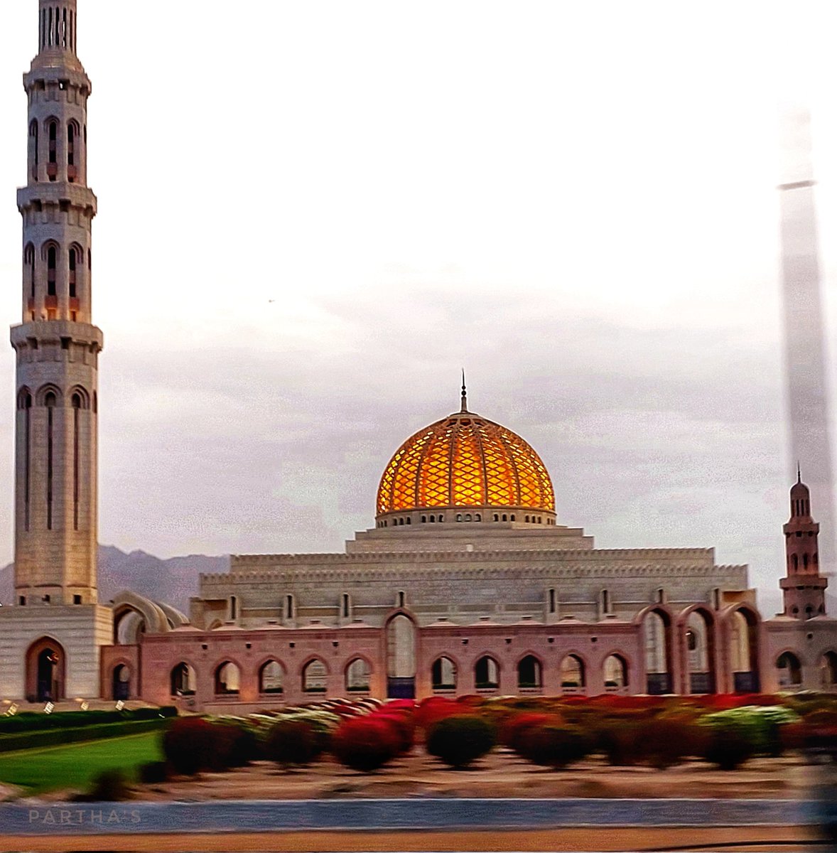 GorkhaMaverick's tweet photo. Not all Those who Wander are Lost.
Glimpses of Oman captured on a Mobile Camera phone.
#mobilephotography #picoftheday #dailypic #SamsungA73 @NatGeoPhotos #photooftheday #tourism #Tours2Go #photographylovers #amateurphotography https://t.co/MXljiRYiDm