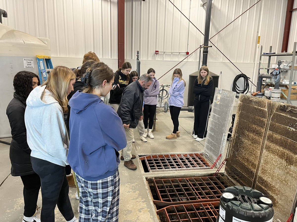 MsKerriganNRHS's tweet photo. The other section of #nrhsapes was able to tour the WWTP today! Everyone has a better appreciation for plumbing and sanitation now 💩 https://t.co/R7tXzmGUxS
