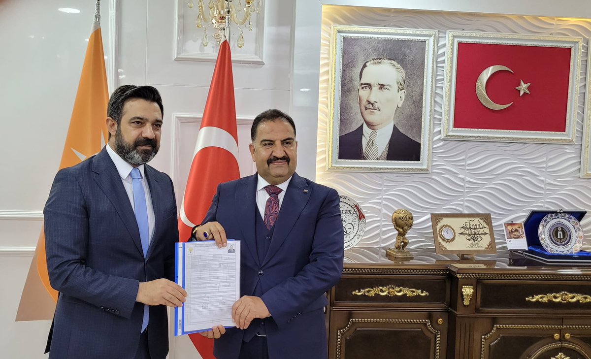 siirtlilernet's tweet photo. Hifzullah Canpolat, Siirt milletvekili Aday adaylığı için başvurusunu yaptı. https://t.co/2cUod79nRl