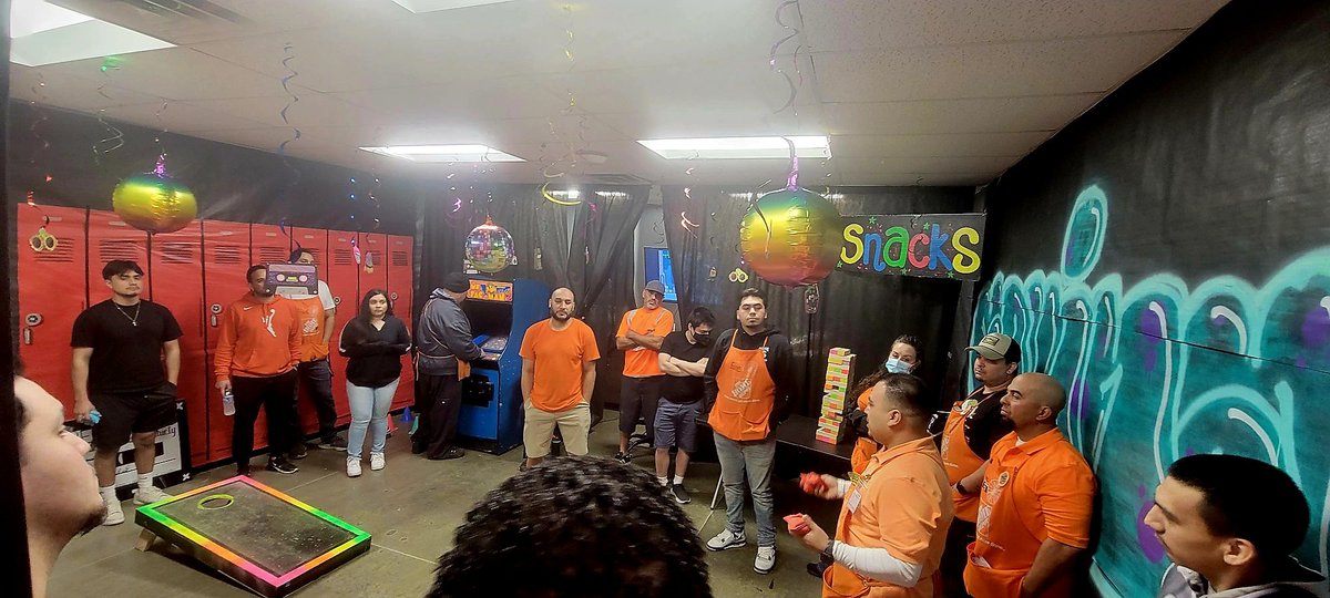 Kia Monroy (@kia_hd1845) on Twitter photo Kicking off Success Sharing 2023 with are awesome!! Freight 🧡Team .. thank you for everything you guys do!!! PAUL "Ops nights" AND OMAR "NRM" Big thanks for everything you guys do for this TEAM!💫💫 #Successsharing2023
<a href="/THDPatti/">Patti Olmsted</a> <a href="/likevike/">pac central region</a> <a href="/rmh135/">Richard Hernandez</a> Kicking off Success Sharing 2023 with are awesome!! Freight 🧡Team .. thank you for everything you guys do!!! PAUL "Ops nights" AND OMAR "NRM" Big thanks for everything you guys do for this TEAM!💫💫 #Successsharing2023
<a href="/THDPatti/">Patti Olmsted</a> <a href="/likevike/">pac central region</a> <a href="/rmh135/">Richard Hernandez</a>