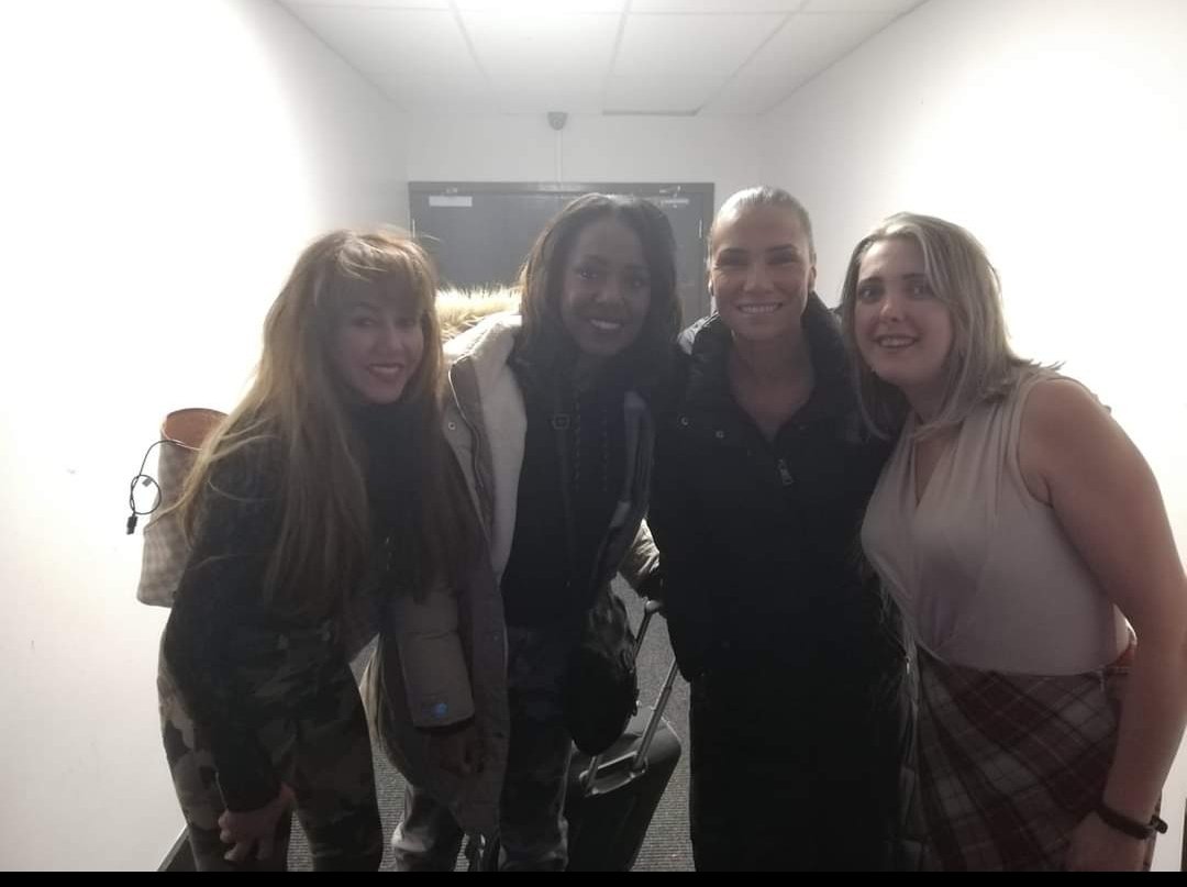 yasmintipton's tweet photo. 1 more sleep until I get to see #Libertyx again 😍
Anyone who knows me well, will know how excited I am for this 😁
@wonderwomanshel @KelliYoungX @JessicaLibertyX @Pontins  
#leahs18th

P. S #noclouds happy to step in &amp; rap too 😜
#dreamscancometrue 🤞
#fanforever 🤩
#oneday 🙏 https://t.co/uJ4AsNH4K1