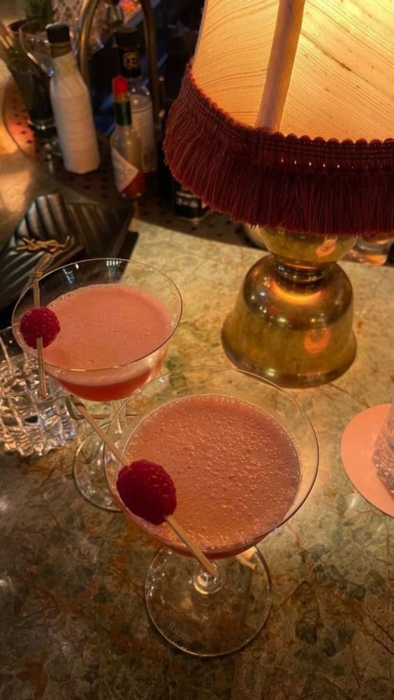 — cocktail o'clock