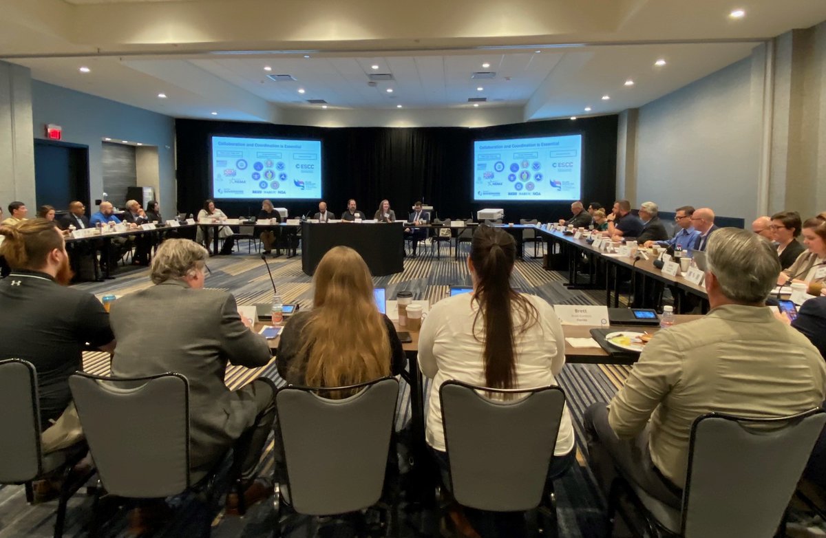 DOE_CESER's tweet photo. CESER was pleased to support and attend @NatlGovsAssoc and @NARUC State Energy Emergency Training in Kansas City to help prepare state leaders to prepare for and respond to #EnergyEmergencies https://t.co/iIWKAdsre0