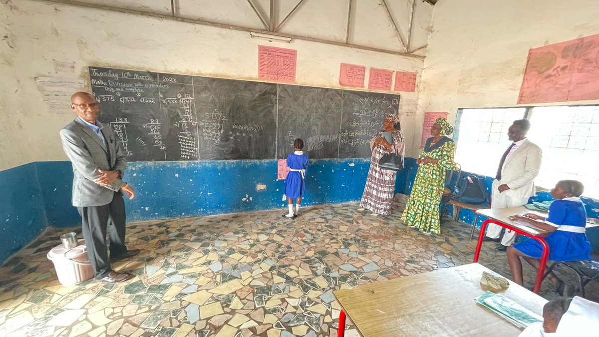 ChildFundGambia's tweet photo. #ChildFund Director for Africa region, Chege Ngugi, and officials from #UNICEF and Education Above All Foundarion (#EAA) visit a Gambian school as part of activities marking the launch of the Zero Out Of School Children project in The Gambia scheduled for Friday March 17, 2023. https://t.co/LrjRSYXlgz