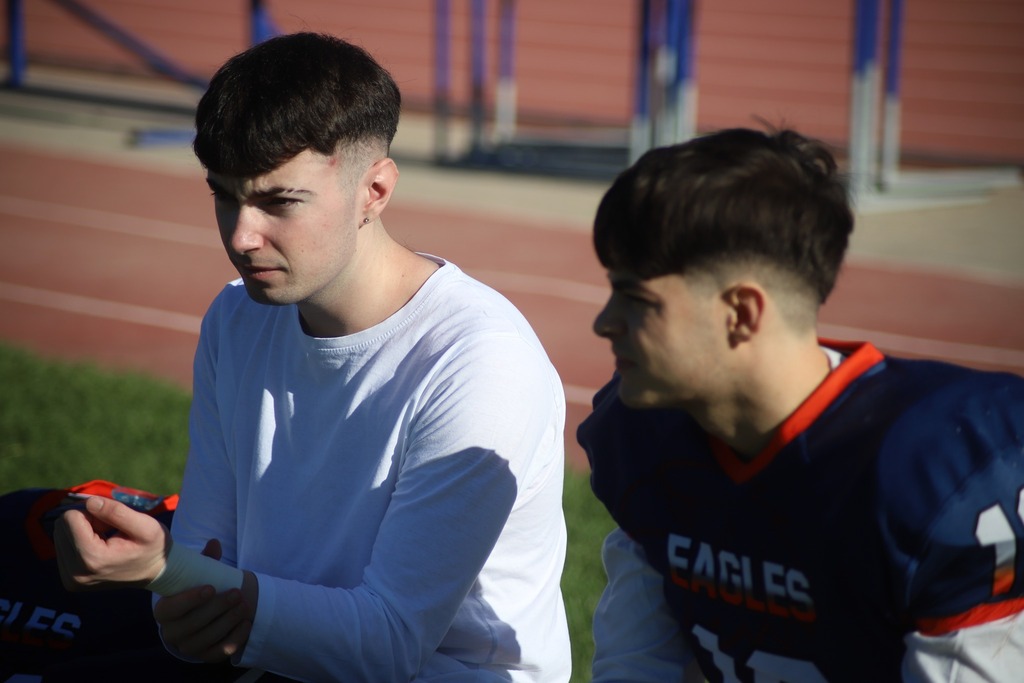 🤩 AMISTATS dins i fora del camp

#JugadorsEagles
#SomEagles 
#VilafrancaEagles
#FutbolAmericàVilafranca
#VilafrancadelPenedès
#EaglesNation
#EsportVilafranca
#FutbolAmericàCatalunya
#FootballFamily instagr.am/p/Cp3Fo5Atk5x/