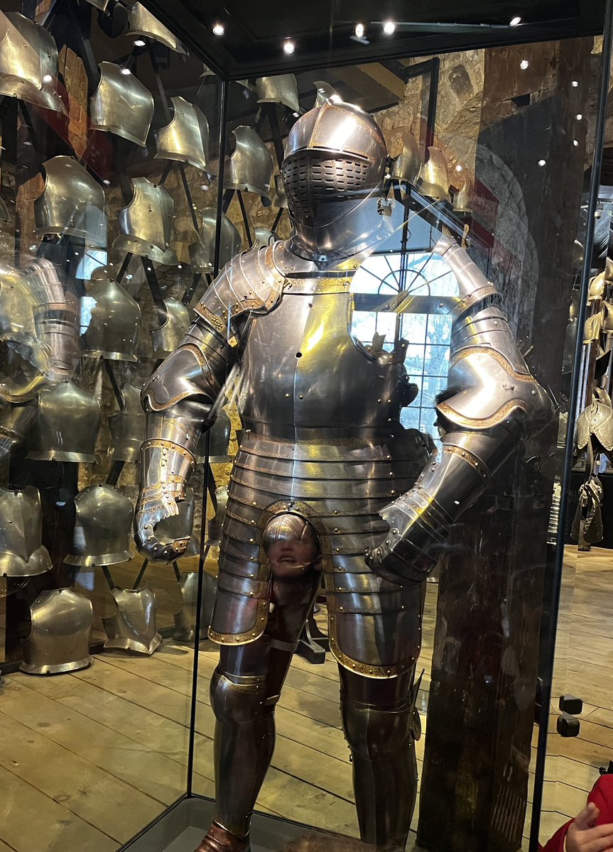 clumsyoaf33's tweet image. When you time a photo really badly #CodPiece 🤣