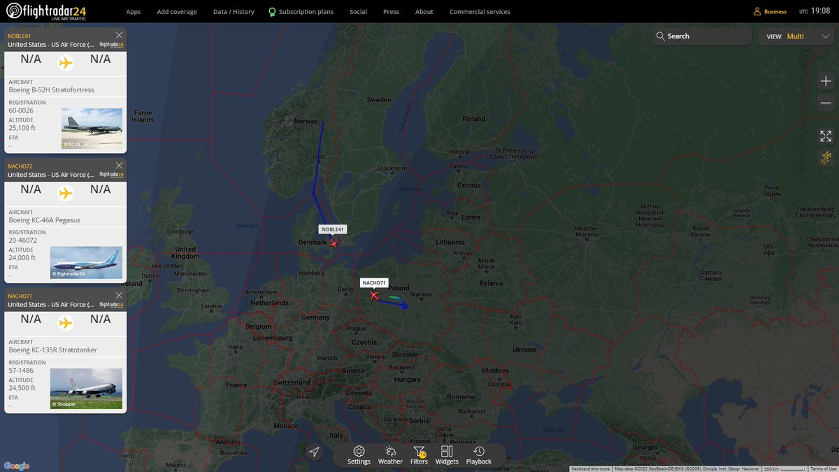 CJ63GYN's tweet photo. #NOBLE41 flt on a night refuelling rendez-vous with #NACHO71 flt over Poland.
@scan_sky https://t.co/AEX1l1nZFc