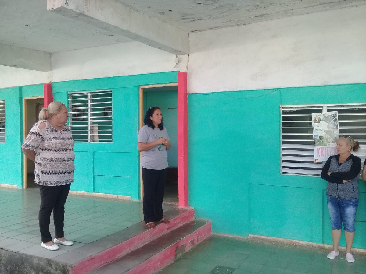 LilietGR's tweet photo. Se efectúa matutino en la sede del Poder Popular Municipal en #Florencia para convocar a trabajadores y familiares a asistir el domingo 26 de marzo a ejercer su derecho al voto.
#MejorEsPosible 
#YoVotoXTodos #FlorenciaVaConTodos
#LatirAvileño https://t.co/iXzTa6q7NA