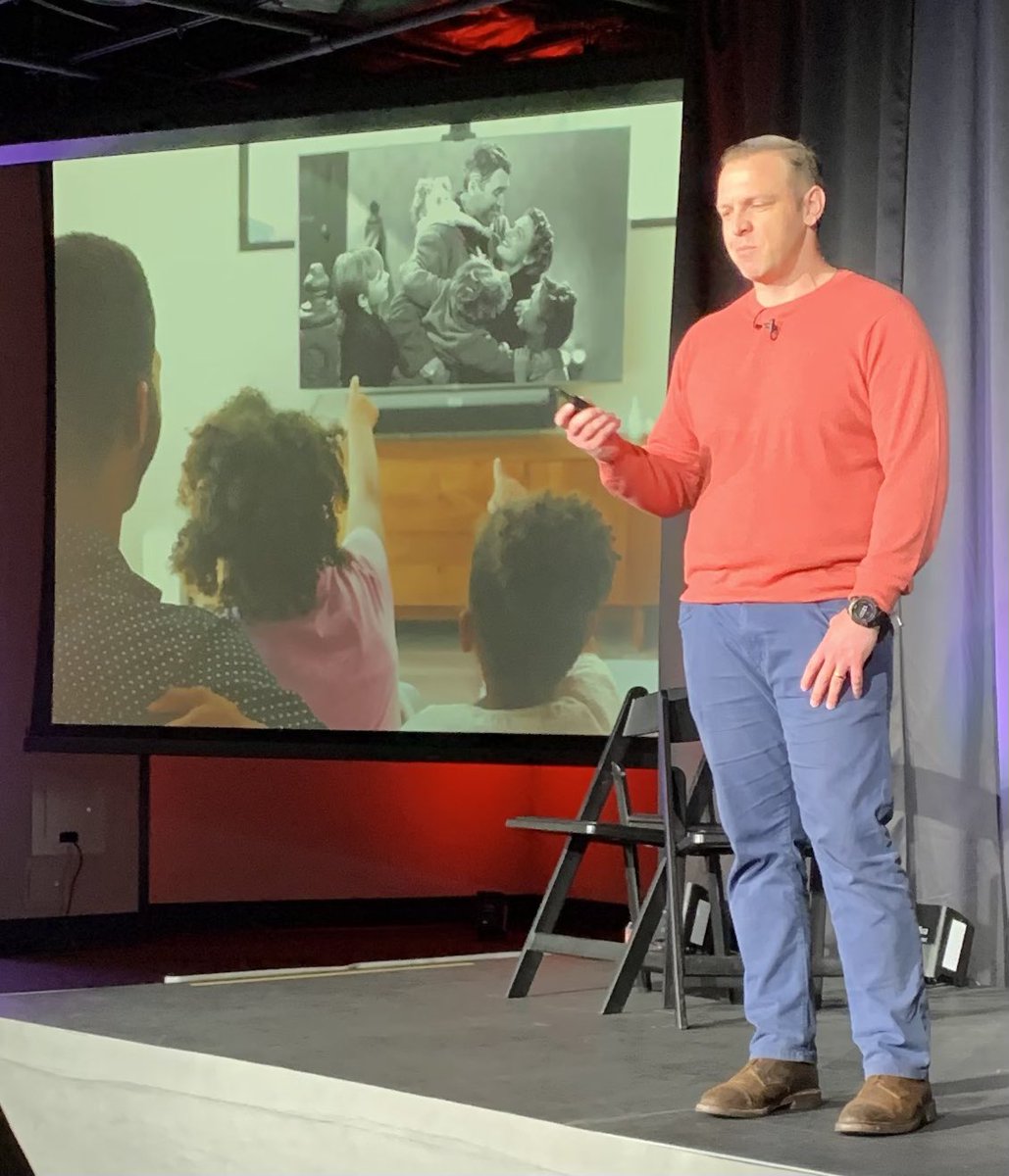 KatieStroudPro's tweet photo. James Wilhite @getpublica @integralads shares how ad pods work in programmatic video with @IABTechLab’s #openrtb using his favorite show “It’s a Wonderful Life.” #adtech #BingeSeries23 https://t.co/0Cy5RWWcct