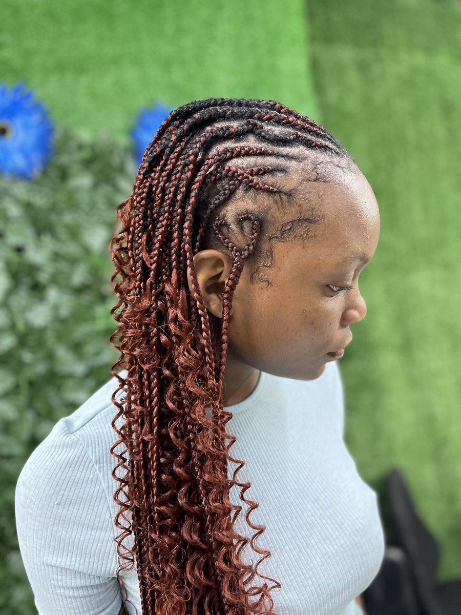 veesparkle123's tweet image. #GirlTalkZA R550 #Knotlessbraid #halfbraid R450 #StraightUp 320