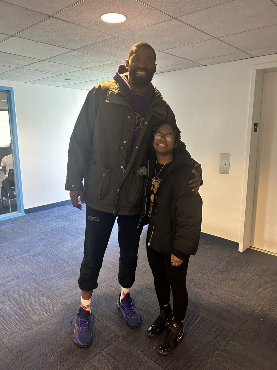 The ‘big’ homie!!  <a href="/stormAAU/">Michigan Storm Elite</a>