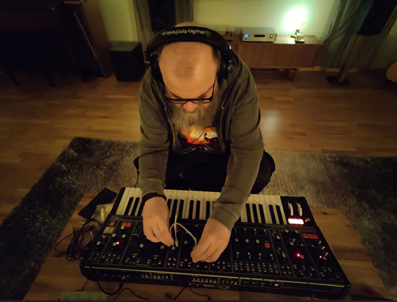 synthnu's tweet photo. New interview published today at @synthnu, this time with the Swedish electronic artist BURG. https://t.co/X1GoqWNZPI #BURG #JouniOllila #Intervju #Interview #synthnu #Electronic #Ambient #PendulumSwing #Sverige #Sweden https://t.co/sqEdpX8cfw