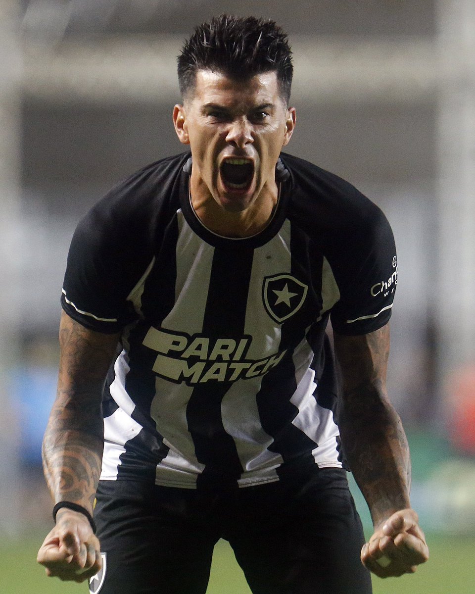 botafogo_store's tweet photo. Defende y defende a #GloriosaCamisa 
#VAMOSBotafogo #BotafogoStore

🔗Acesse o link na bio e garanta a sua também 

📸Vitor Silva/ BFR https://t.co/AqCW0aL512