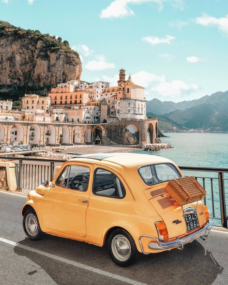 ChelseaBondGirl's tweet photo. Currently adding 'Cruise along the #AmalfiCoast in a little ray of sunshine' to the vision board 🚖💛

PC: @paulfuentes_photo https://t.co/pV5i72ARCY