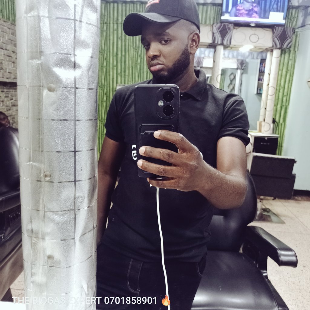 BiogasExpertUg's tweet photo. I felt cute 😋
Visit #KatMark for a cute cut too

#BiogasExpert https://t.co/UtoVKfeyN5