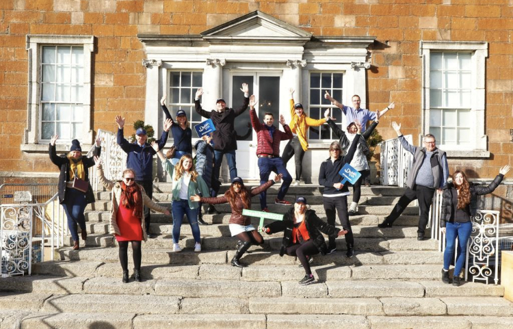 Failte_Ireland's tweet photo. Céad Míle Fáilte to the international buyers who over the next few days will discover why their clients should choose Ireland for their next holiday, as they experience tourism products in @ancienteastIRL @wildatlanticway @HeartlandsIRL @VisitDublin #Meitheal2023 @MeithealIreland https://t.co/KhfFLijCeQ