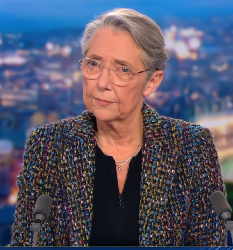 les6monts tweet media