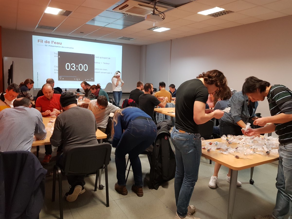 Un grand merci à tous nos participants et à <a href="/klf37/">森泰樹</a>
 ainsi qu'à tout nos sponsors pour ce super atelier "Lego Flow Game" ! Regardez comme on est studieux ;) #SuperAperoPHP2023