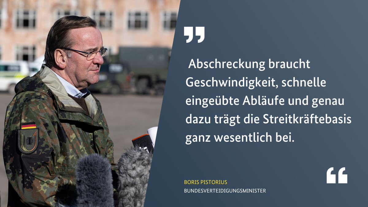 BMVg_Bundeswehr's tweet photo. „Die 'Möglichmacher' leisten einen unverzichtbaren Beitrag für die Einsatzbereitschaft und Durchhaltefähigkeit der gesamten Bundeswehr“, so dankte Verteidigungsminister #Pistorius in seinem Statement den Soldatinnen und #Soldaten der Streitkräftebasis. https://t.co/Iwf1yS2Rgj