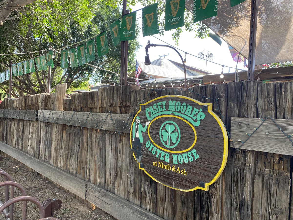 Tempegov's tweet photo. Get ready for St. Patrick's Day with Tempe This Week: the podcast. We're featuring Casey Moore's Oyster House. Hear about the historic Irish pub, its haunted happenings and Friday's celebration. Listen at https://t.co/Ttsc5Kf2om or your usual podcast platform #StPatrickDay https://t.co/bKQuWhnokl
