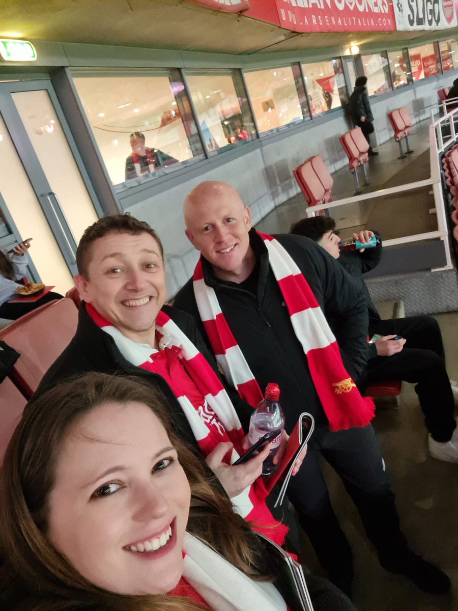 Slumming it in club level #shithole <a href="/Loocbee/">Loocbee</a> <a href="/LukeGoddardGolf/">Luke Goddard</a> #NoRiffRaff #COYG
