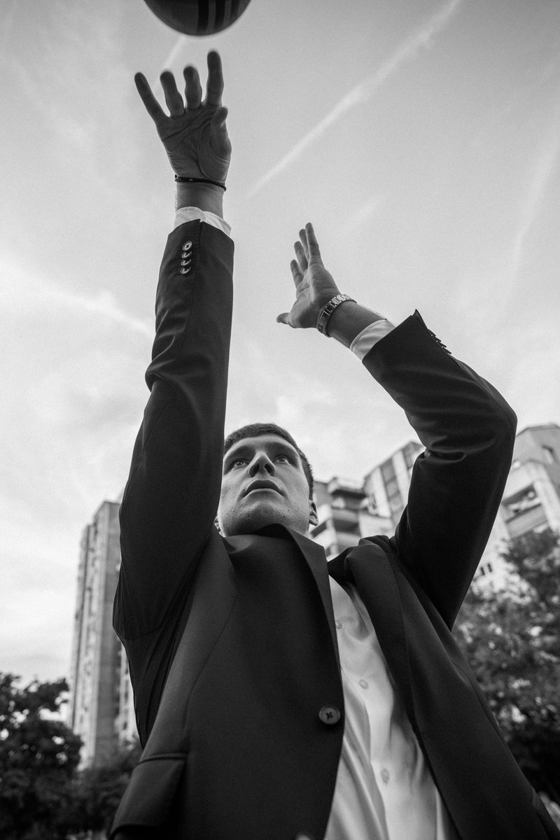 boogiebelgrade's tweet photo. Bogdan Bogdanovic (Atlanta Hawks) for Harpers Bazaar Serbia. https://t.co/keaeXkjo4u