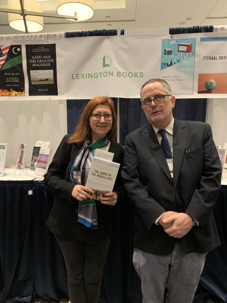 Rowman & Littlefield tweet media