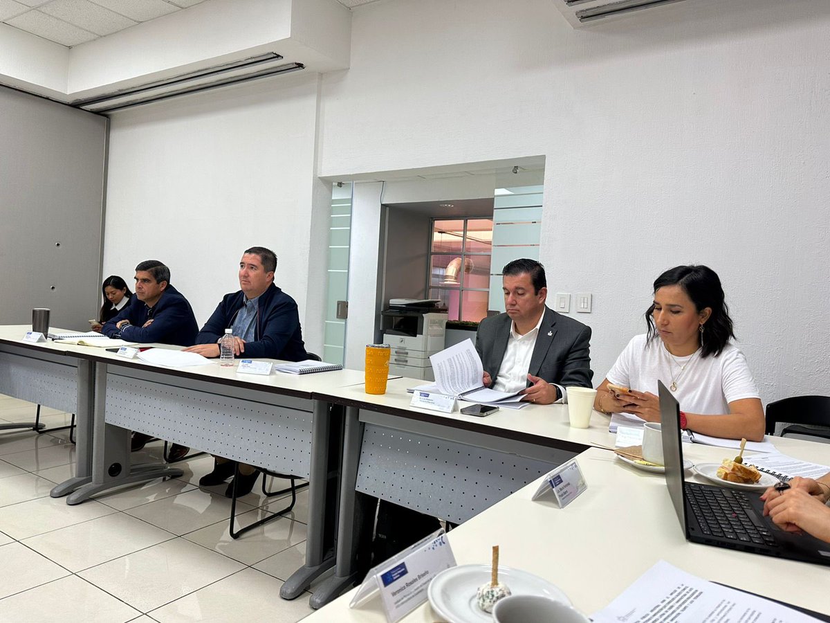 CDAAJalisco's tweet photo. #AgendaCAJ | Como invitados permanentes del Fideicomiso Fondo Impulso Jalisco #FIMJA, participamos en su 2ª Sesión Ordinaria 2023. https://t.co/yrO28sqPfv