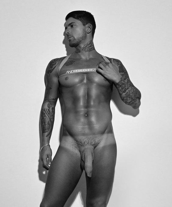 Feeling good …? https://t.co/W2DK3Mx6M4