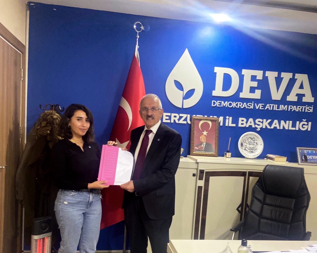 AziziyeDeva's tweet photo. 28. Dönem milletvekili aday adaylığı için başvurumu yapmış bulunmaktayım bu yolda bir damlanın çoğul gücüne inanacağım..
@alibabacan @elifesendeva @BingolVahit @C_Karlitekin @HlyaKartal9 https://t.co/JcJHwXhA80