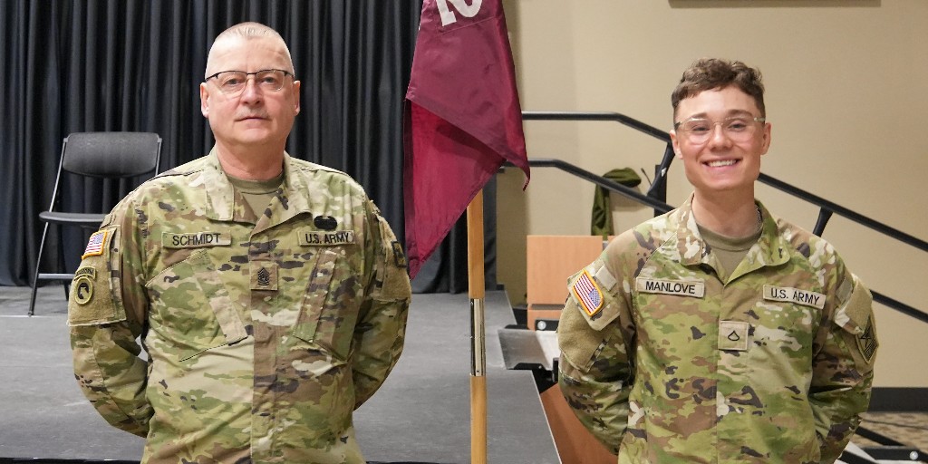 wyoguard's tweet photo. Introducing PFC Manlove, the newest Combat Medic in the Wyoming Army National Guard! March 9, Manlove graduated from Combat Medic School. We are proud of his accomplishment and excited to welcome him to his unit! #WyomingNationalGuard #CombatMedic #MilitaryGraduation https://t.co/yCZN8Dyunj