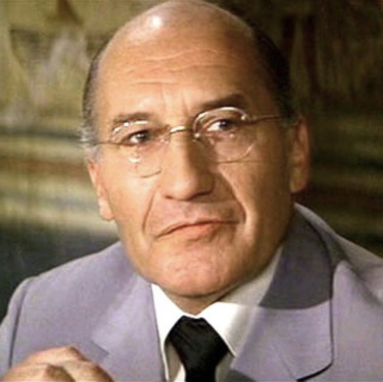 Felicidades para el actor Alemán Walter Jack Gotell quien cumplía ayer , actuó en tres eras Bondianas como Morzeny en DRCA de 1963 en la era Connery y como el General Gogol en la era Moore y Dalton donde quiera que esté felicidades de parte de James Bond Panamá.#007jamesbond