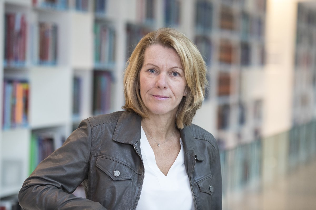 Het Erasmus MC wilde het IT-landschap vereenvoudigen en ondersteuning bij de aanbestedingen van digitale pathologie. We starten met integrale diagnostiek door de samenwerking tussen de afdelingen Radiologie en Pathologie te verbeteren. 

👉 bit.ly/3yMf0si

#PACS #LIMS