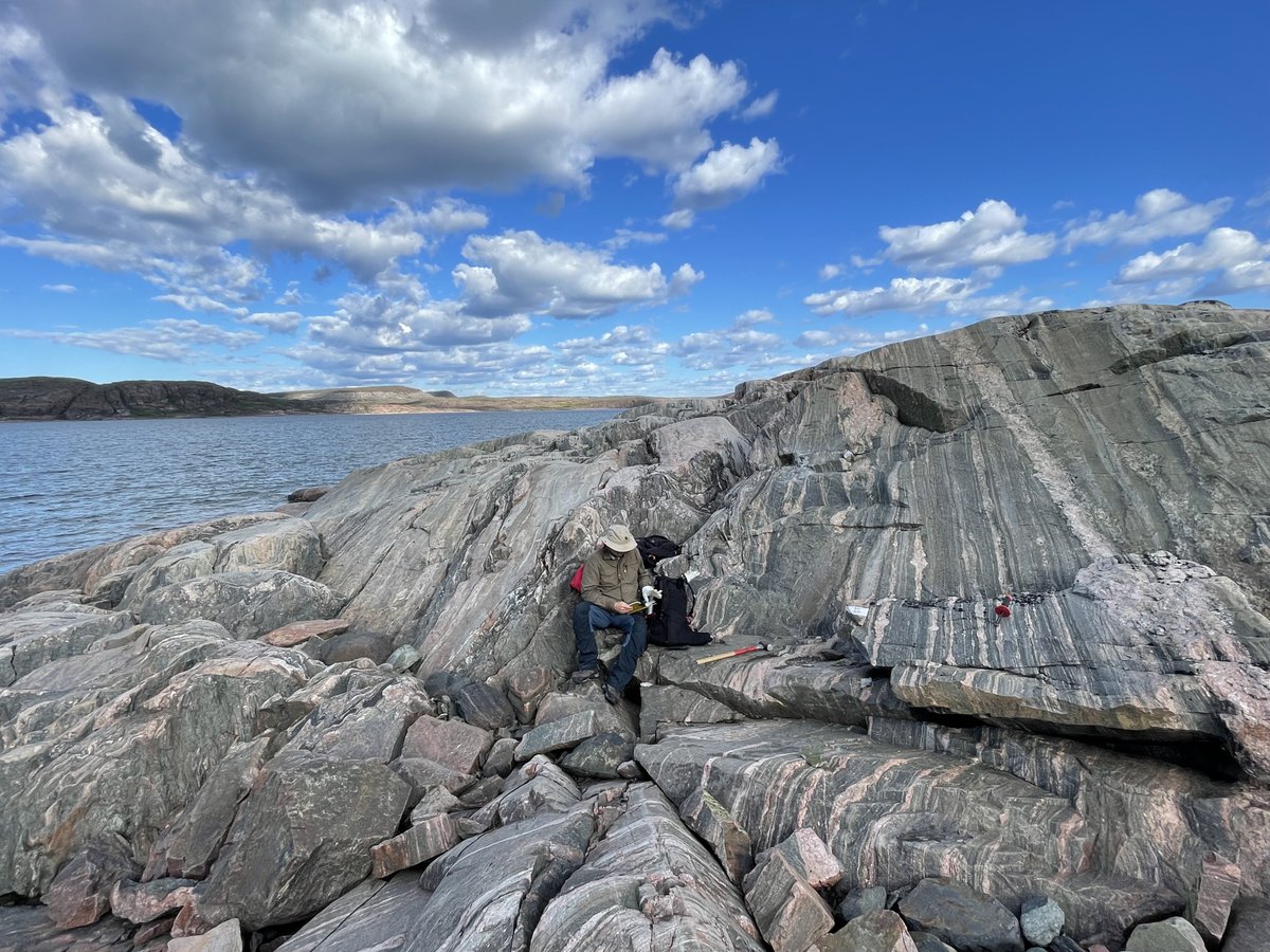 Learn the basics of #geology ‒ just as you would in a college-level course📝

Connect to campGEO, and learn about:
💎 identifying #minerals 
🌋 how #volcanoes erupt
🪨 #rockformations

📲Free on any mobile device. Click the link &amp; sign in!
cmpgeo.com/3FtmfJc