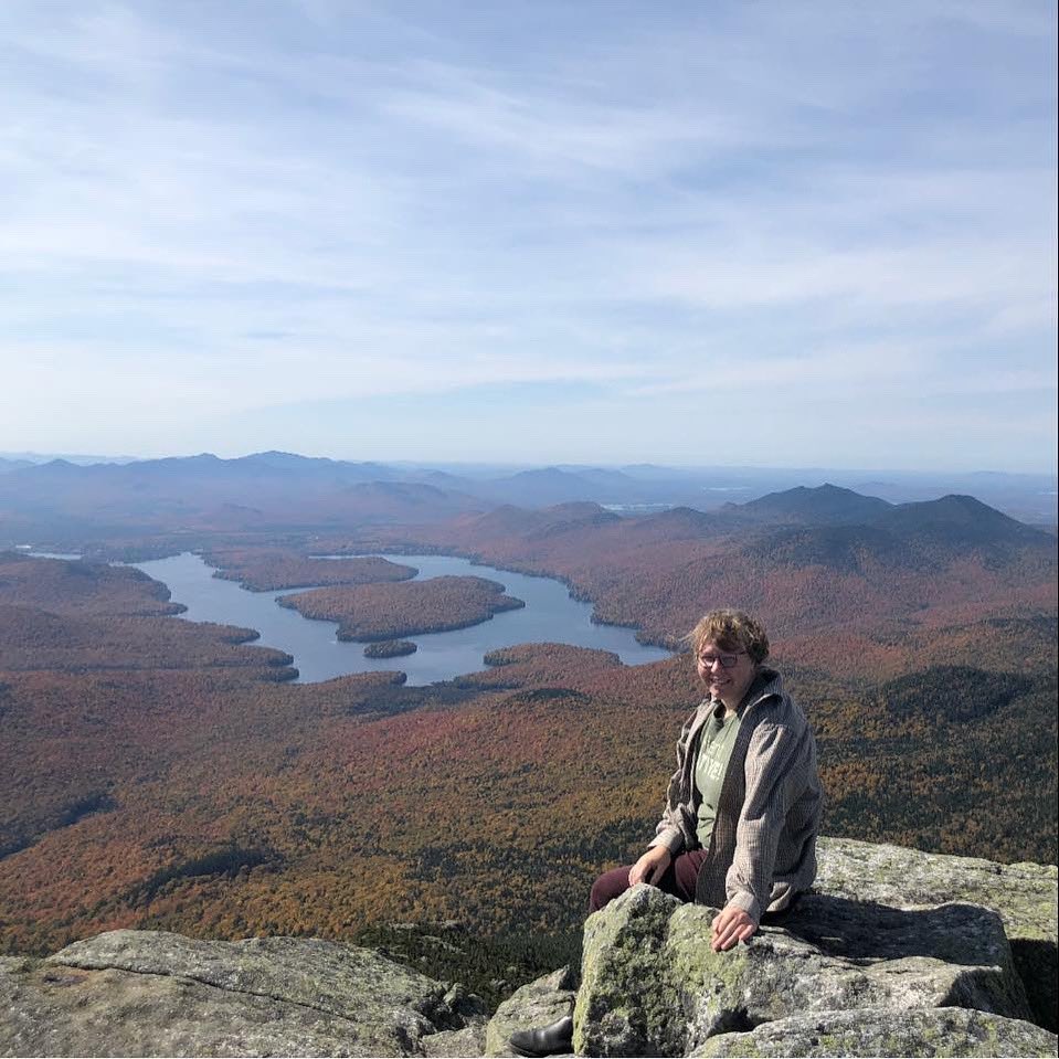 cmbobirds's tweet photo. 🚨New Staff Member Alert🚨
Meet this year’s George Myers Naturalist, Sally Lorbach!
She is an avid birder, hiker, kayaker, & experienced environmental educator & is looking forward to exploring everything Cape May has to offer!
#cmbo #capemay #birding #nccm https://t.co/JB8sFRtbaR