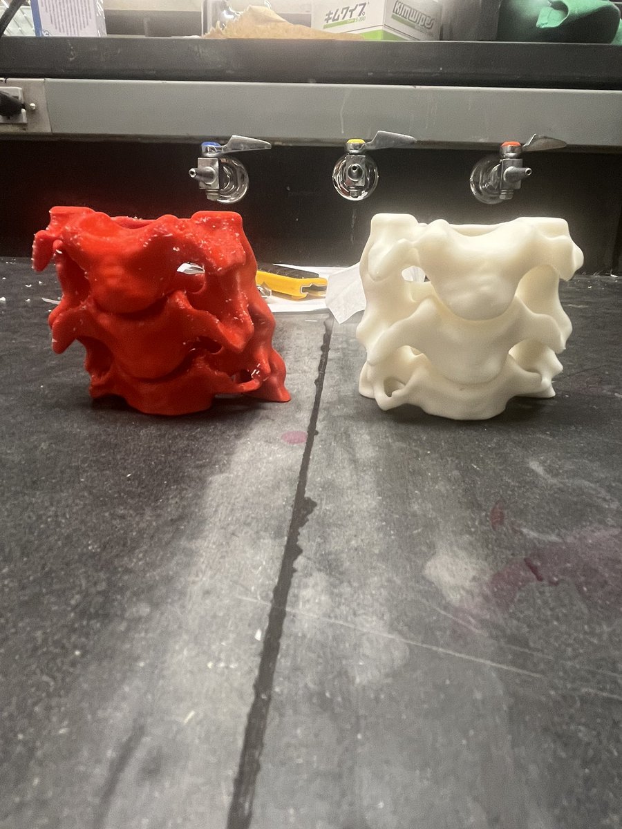 gregmd_cincy's tweet photo. Cheick always putting the 3D printers to good use! #DionLab #research #laryngology #cincinnati #3dprinting https://t.co/OkUtIe6eLu