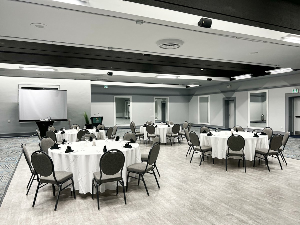 Get ready for summer meetings in Kingston 📍

Host your next personal or professional event with us and save 15% on your rental fee when you book for 30+ people or 25% off when you book 30+ people with food and beverage!

Learn more: qualitykingston.com/meetings-events