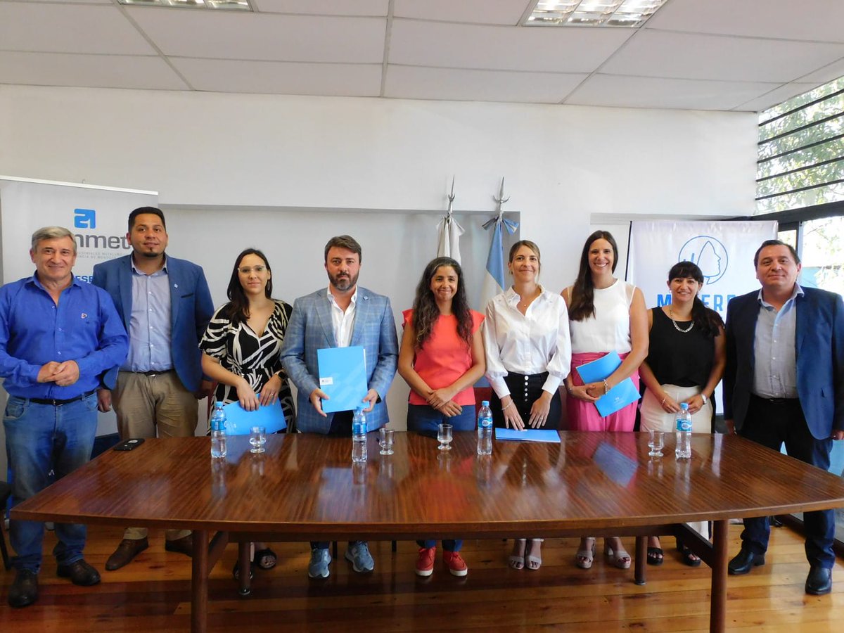 ‼️ Inclusión e industria: Asinmet lanzó Mujeres de Acero II 👏🏻👏🏻👏🏻

📌 Con el aval de Adimra y el apoyo del Ministerio de Desarrollo Social de la Nación, la Asociación de Industriales Metalúrgicos de Mendoza dio por iniciada la segunda edición de la capacitación.